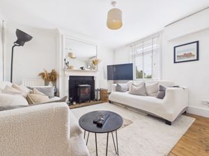 Lounge- click for photo gallery